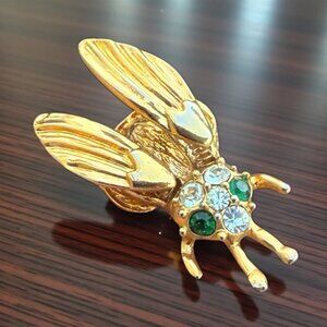 Vintage Trembler Bee Brooch Pin Rhinestones Bug Jewelry Emerald Eyes Insect Fly